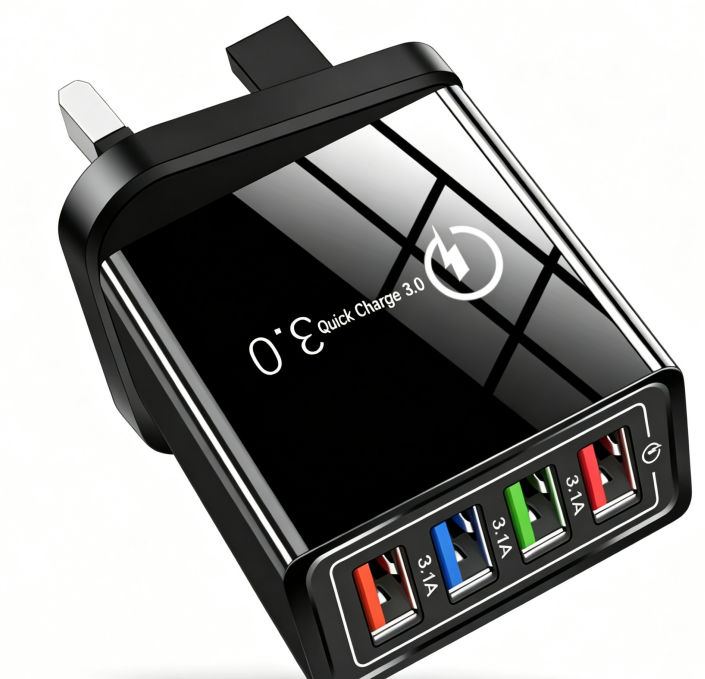 (只参考)Four-Port Travel Charger for Extended Phone Battery Life