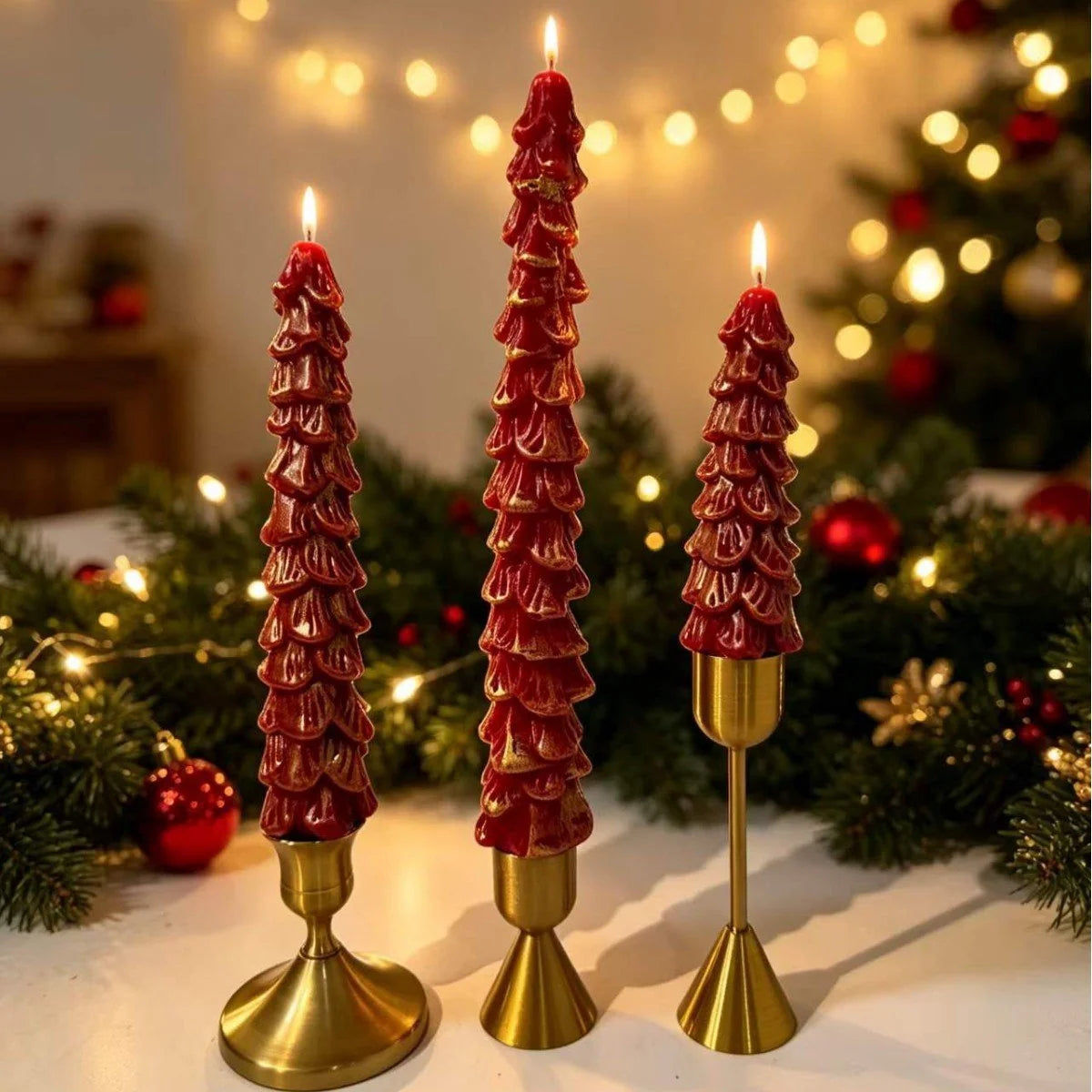 🎄 10-Inch Christmas Tree Candle – Add a Cozy Holiday Glow to Your Home! 🕯️🛒（Candlesticks not included）